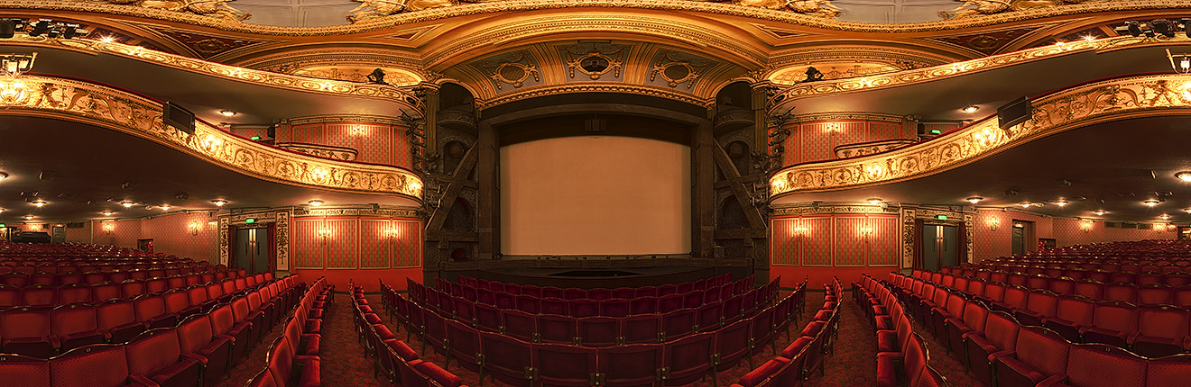 Queen's Theatre - London 